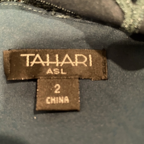 TAHARI MIDI DRESS - Emerald Floral Lace Size 2 - Picture 5 of 5